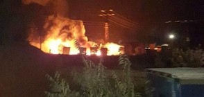 Голям пожар избухна в Айтос (ВИДЕО)