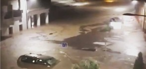 Потопът в Северна Испания отнесе пътища и отмени полети