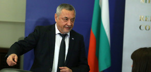 Обраха бащината къща на Валери Симеонов