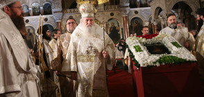 РОЖДЕСТВО ХРИСТОВО: Празнично богослужение в "Св. Александър Невски"