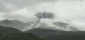 Заснеха изригването на вулкан в Южна Япония (ВИДЕО)