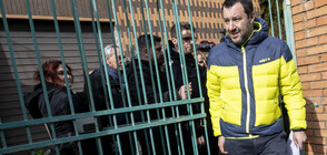 Италианският вътрешен министър заплаши със съд спасителите на мигранти