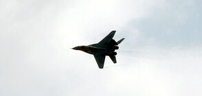 Български самолети ескортират руски бомбардировачи над Черно море (СНИМКИ)