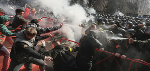 Сблъсъци между полиция и крайнодесни в Украйна, има ранени (СНИМКИ+ВИДЕО)