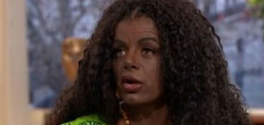 Бяла манекенка "смени расата си"