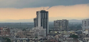 ТОРНАДО?: Фуниевидни облаци се извиха край Пловдив