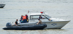 Вадят корабчето, което потъна в Дунав при Будапеща (ВИДЕО+СНИМКИ)