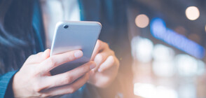 Известни личности, които нямат мобилен телефон (ГАЛЕРИЯ)