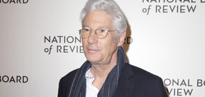 Ричард Гиър помогна на блокирани в Средиземно море мигранти