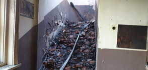 Хора даряват книги за изгорялото читалище край Кюстендил