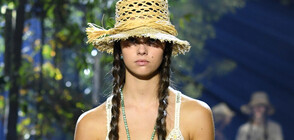 Екстравагантни рокли на Седмицата на модата в Париж (ГАЛЕРИЯ)