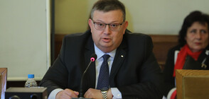 Депутатите от временната комисия за БНР изслушват Цацаров