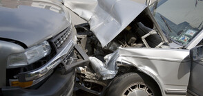 Челна катастрофа между такси и кола в Пловдив, има пострадали