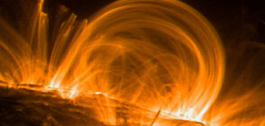 НАСА показа "зловещата усмивка" на Слънцето (СНИМКА)