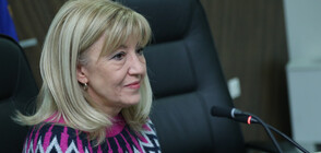 Министър Аврамова се срещна с областния управител и с кмета на Перник