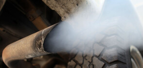 Затягат контрола в пунктовете за технически прегледи на коли