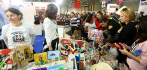Над 60 държави се включиха в 25-тия коледен базар в София (ВИДЕО+СНИМКИ)