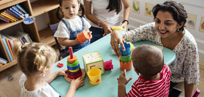 Изграждат над 100 нови центъра от семеен тип за деца в риск
