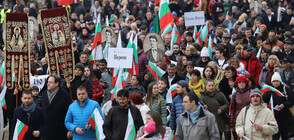България се прекланя пред паметта на Апостола (ВИДЕО+СНИМКИ)
