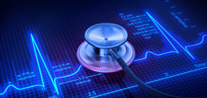 Лекари в Германия протестират голи заради липса на предпазни маски и облекла (ВИДЕО+СНИМКИ)