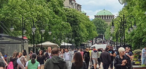 Първи ден без маски на открито (ВИДЕО+СНИМКИ)