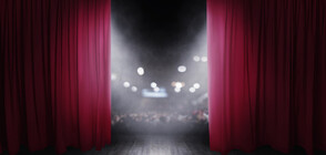 Как ще оцелеят театрите в условията на спазване на мерки за дистанция?