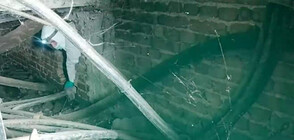 "ПЪЛЕН АБСУРД": Кабели за ток плуват във вода в мазе на жилищен блок