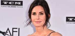 Очарователната приятелка Моника стана на 56 (СНИМКИ ПРЕДИ И СЕГА)