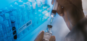 ЕК договори купуването на 300 млн. дози потенциална ваксина