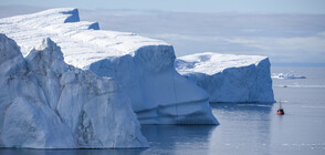 Парче по-голямо от Париж се откъсна от най-големия ледник в Гренландия (СНИМКИ)