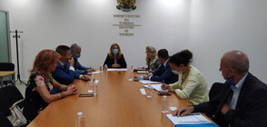 Марияна Николова проведе работна среща с Асоциацията на банките и ББР