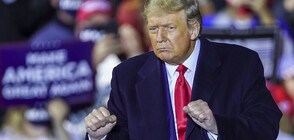 Тръмп танцува на предизборен митинг (ВИДЕО+СНИМКИ)