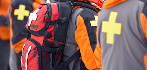 Парамедици се придвижват с летящи костюми в Англия (ВИДЕО+СНИМКИ)