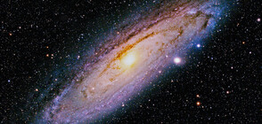 Астрономи откриха няколко "пленени" галактики