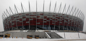 Националният стадион във Варшава става временна болница (СНИМКИ)