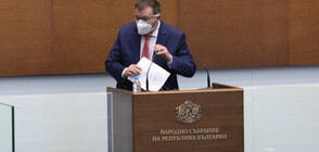 СПОР В ПАРЛАМЕНТА: БСП критикува, а здравният министър - отговаря