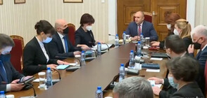 ОБВИНЕНИЯ И СКАНДАЛИ: Напрежение беляза консултациите при президента (ОБЗОР)