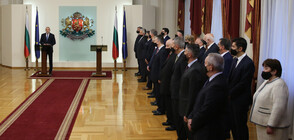 ПРЕДАВАНЕТО НА ВЛАСТТА: България - с ново правителство (ОБЗОР)