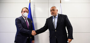 Бойко Борисов се срещна с еврокомисаря по разширяването