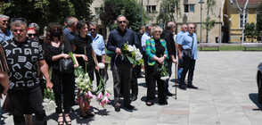 Близки и приятели се сбогуваха с Евгений Бакърджиев (СНИМКИ)