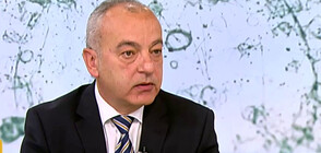 Донев: Не се обсъжда забрана за излизане на възрастните неваксинирани