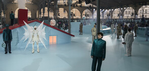"Луи Вюитон" представи последните модели на дизайнера Върджил Абло в Париж