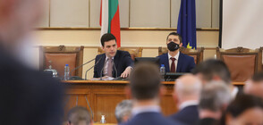Парламентът ще заседава извънредно във вторник заради бюджета