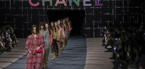 "Шанел" представи колекцията си на Седмицата на модата в Париж (ВИДЕО)