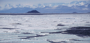 Ледът в Антарктида се стопи до рекордно ниско ниво