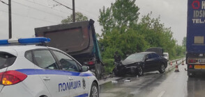 Кола от кортежа на Радев катастрофира в Пловдив, има пострадали (ВИДЕО)
