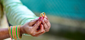 Суматоха на сватба в Индия - сестри се омъжиха за погрешни младоженци (СНИМКИ)