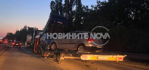Автовоз, цистерна и автобус се удариха край „Дунав мост” (ВИДЕО+СНИМКИ)