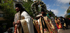 Пристигнаха мощите на Св. св. Кирил и Методий (ВИДЕО+СНИМКИ)