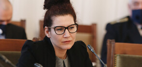 Константинова: Украинците ще бъдат настанени в буферните центрове в Сарафово и Елхово